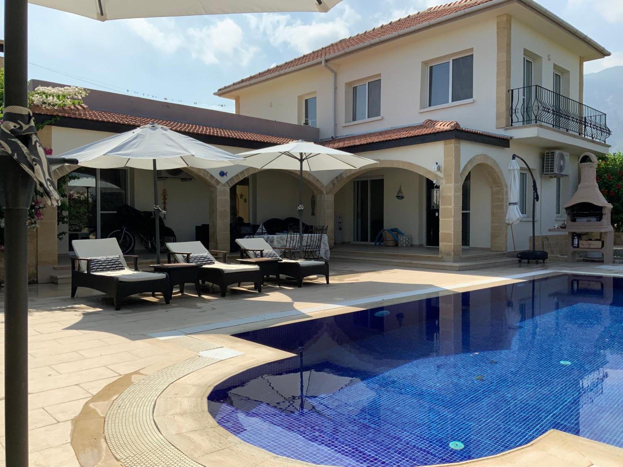 הוילה קיירניה Casa Santos Kyrenia מראה חיצוני תמונה