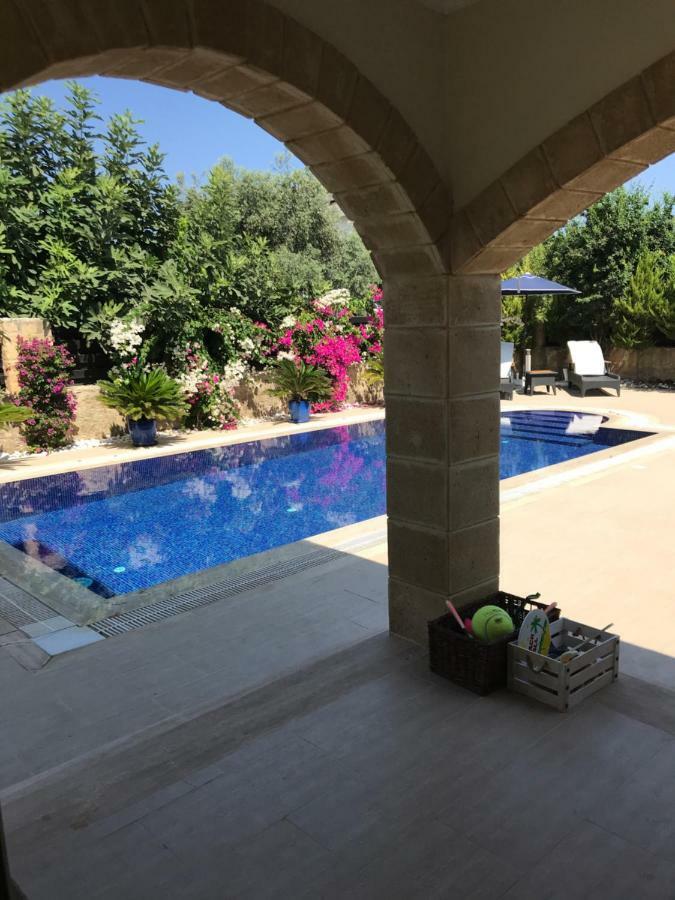 הוילה קיירניה Casa Santos Kyrenia מראה חיצוני תמונה
